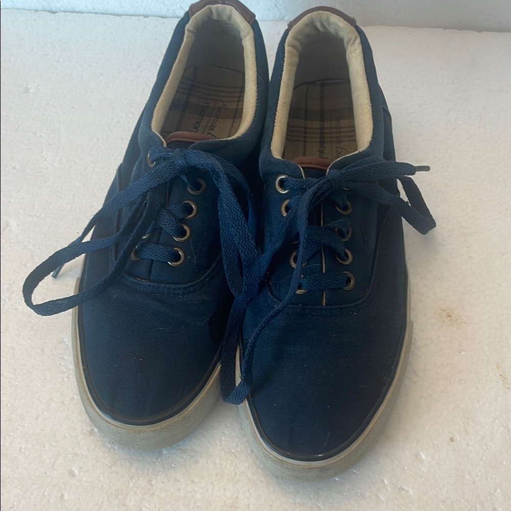 American Eagle memory foam Navy blue Canvas Sneakers tennis shoes men’s size 7